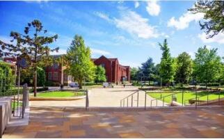 南安普顿大学住宿